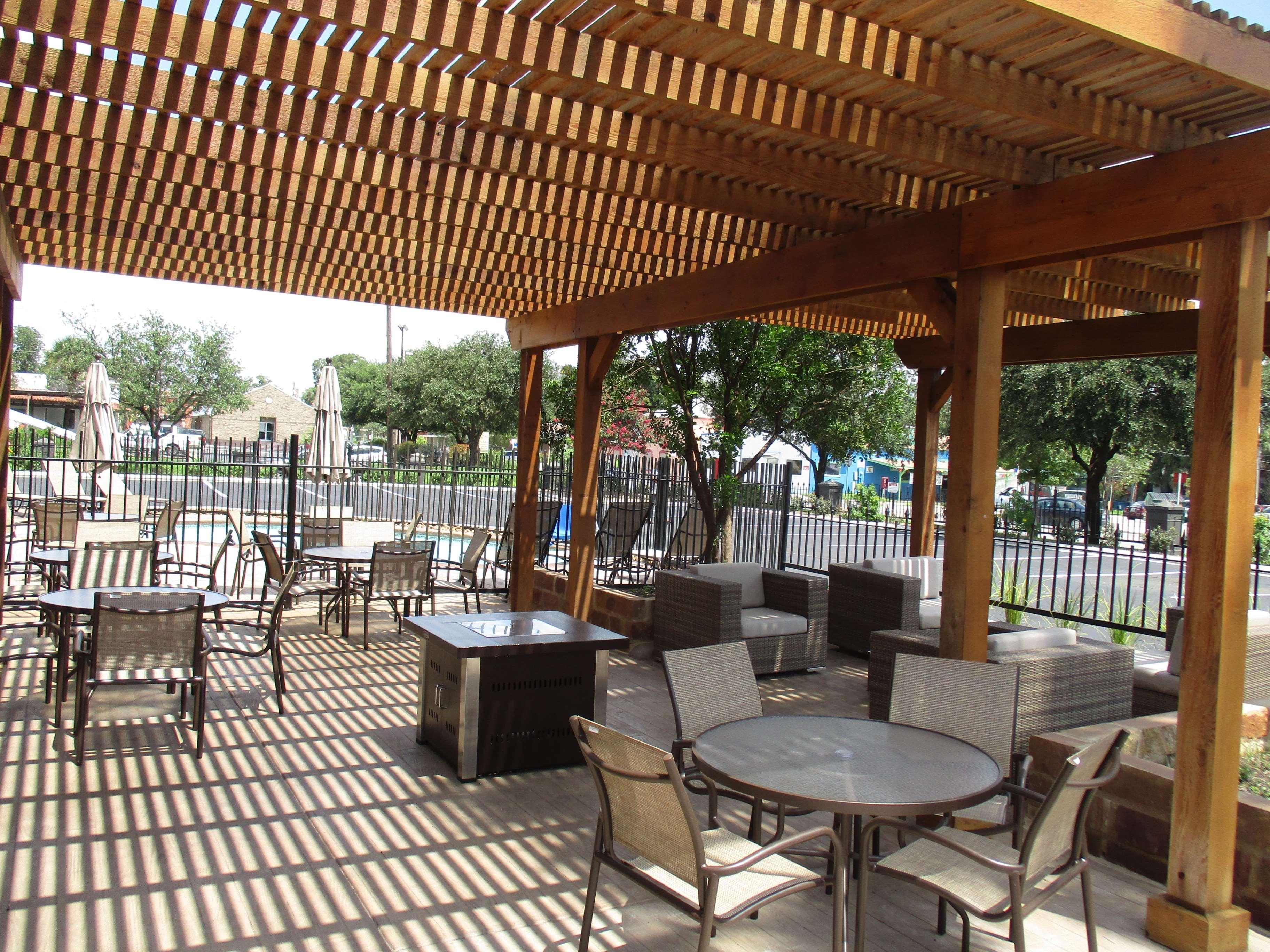 Best Western Plus Madison-Huntsville Hotel Экстерьер фото