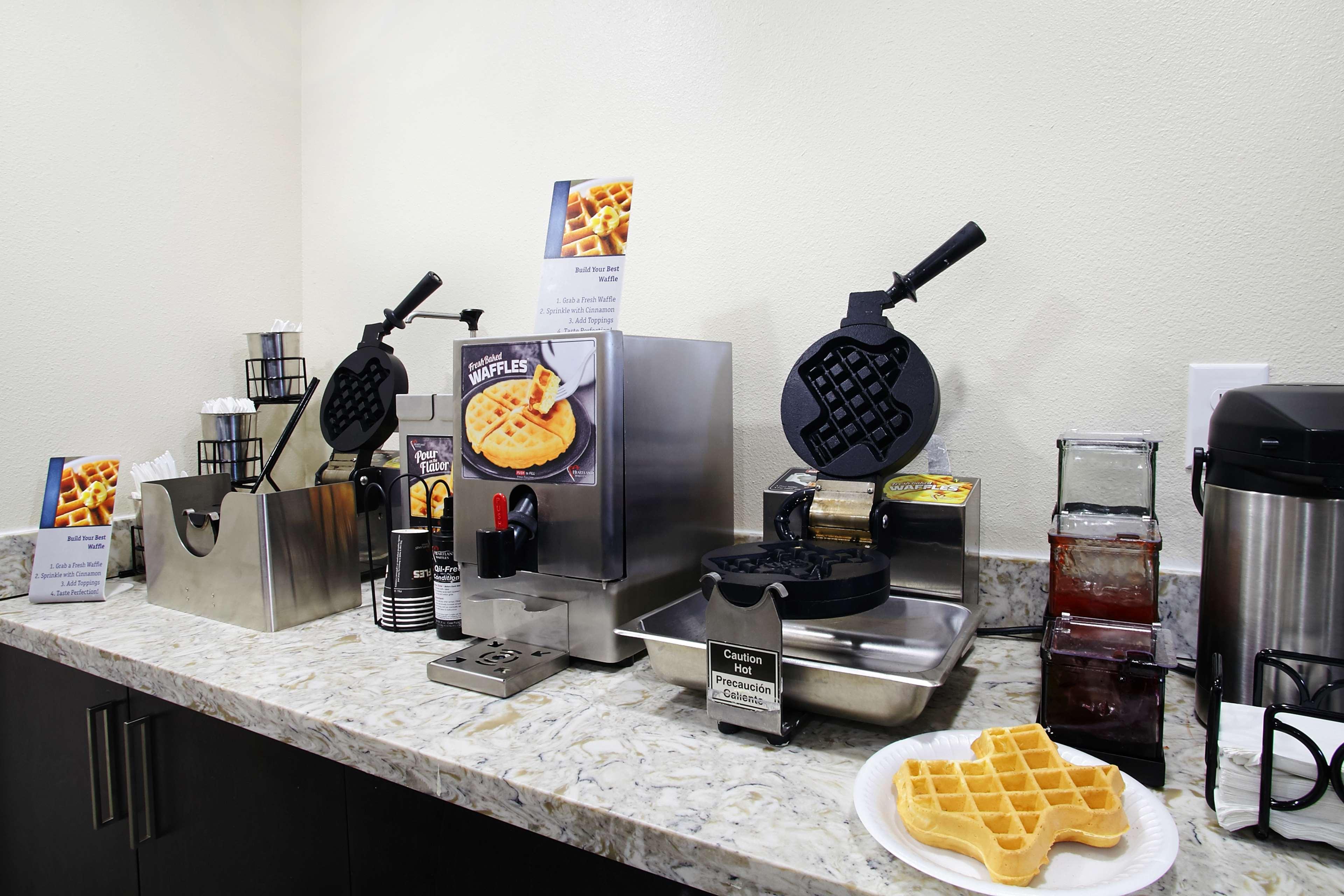 Best Western Plus Madison-Huntsville Hotel Экстерьер фото