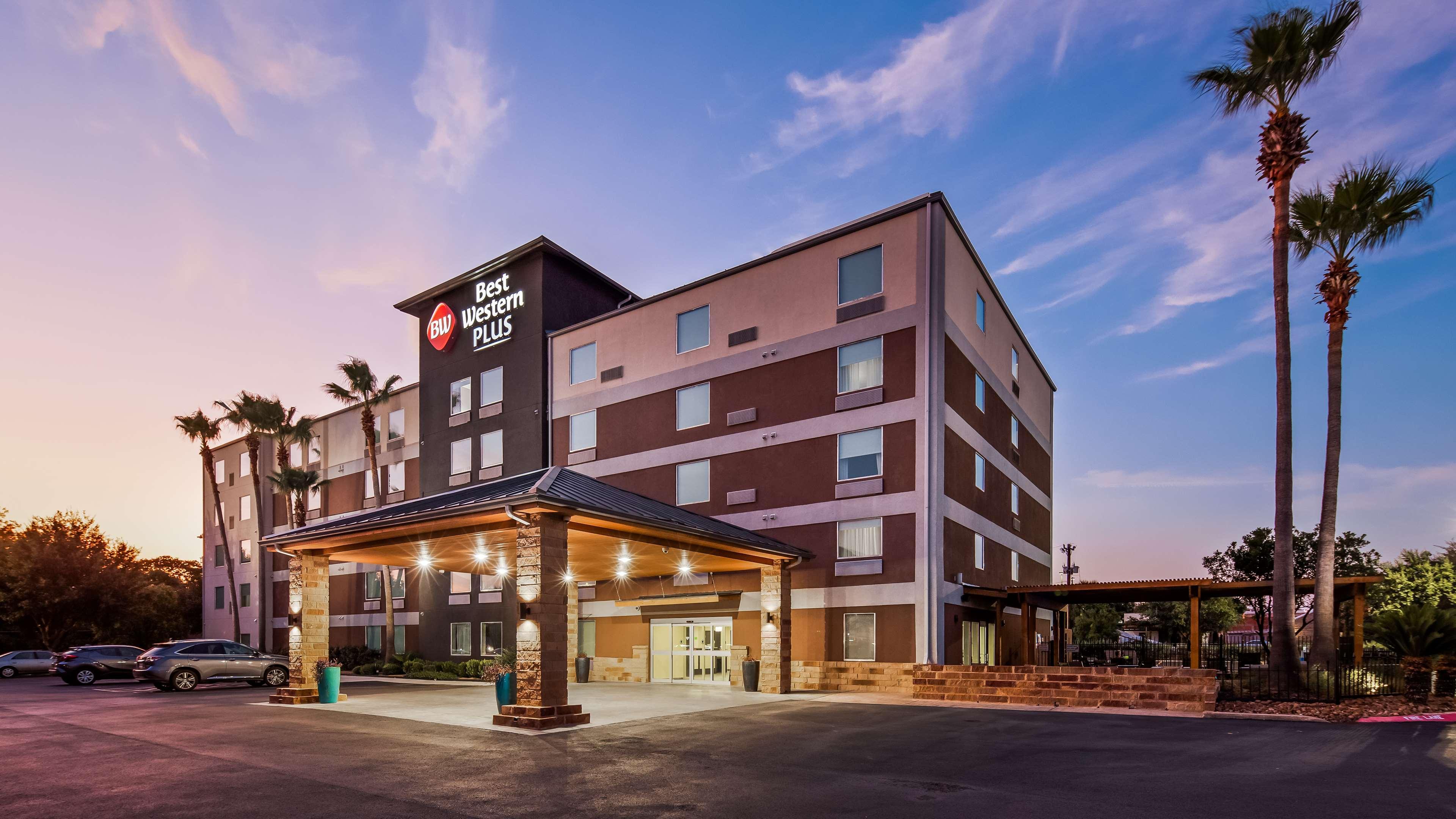 Best Western Plus Madison-Huntsville Hotel Экстерьер фото
